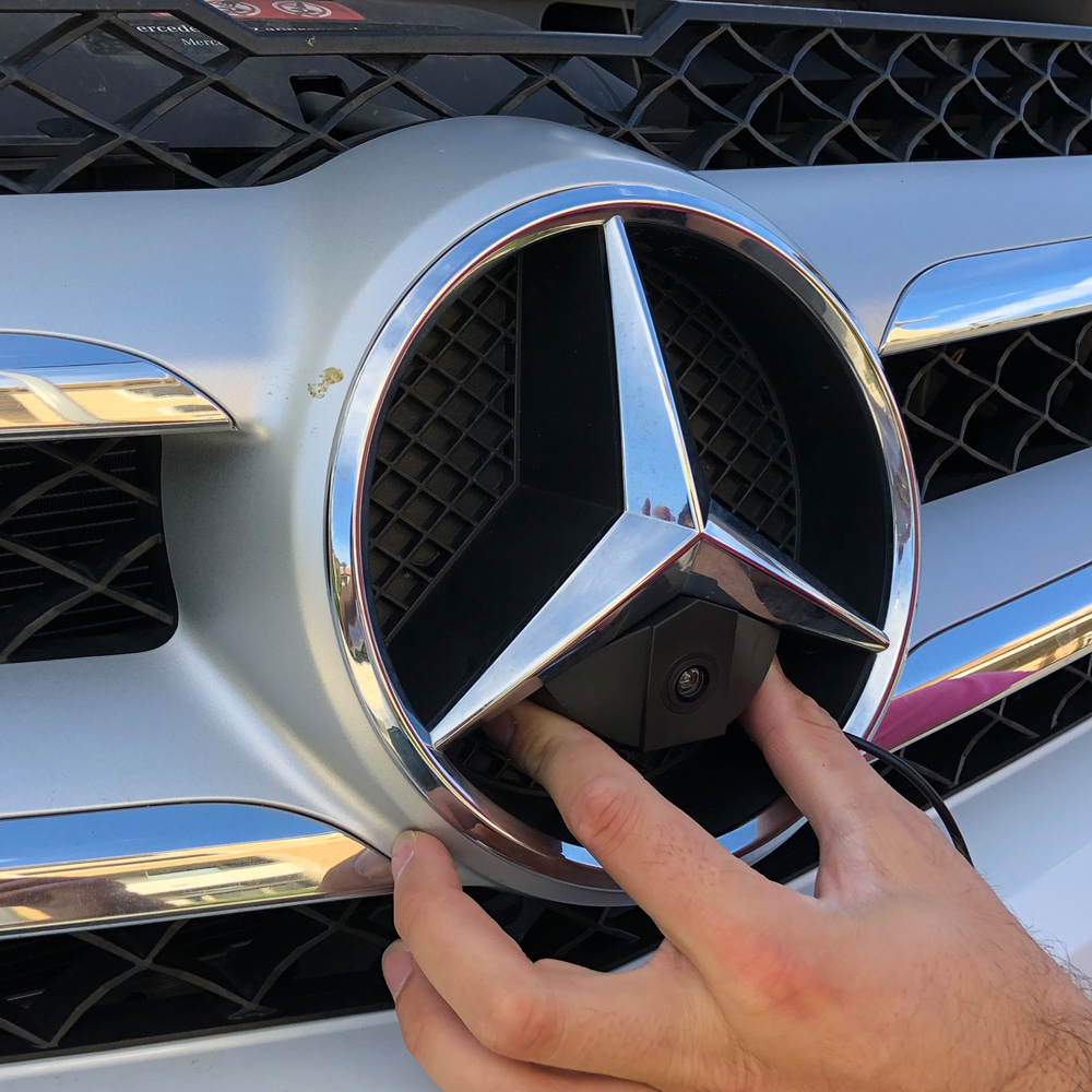 Mercedes-Benz Universal Front Camera — view 2