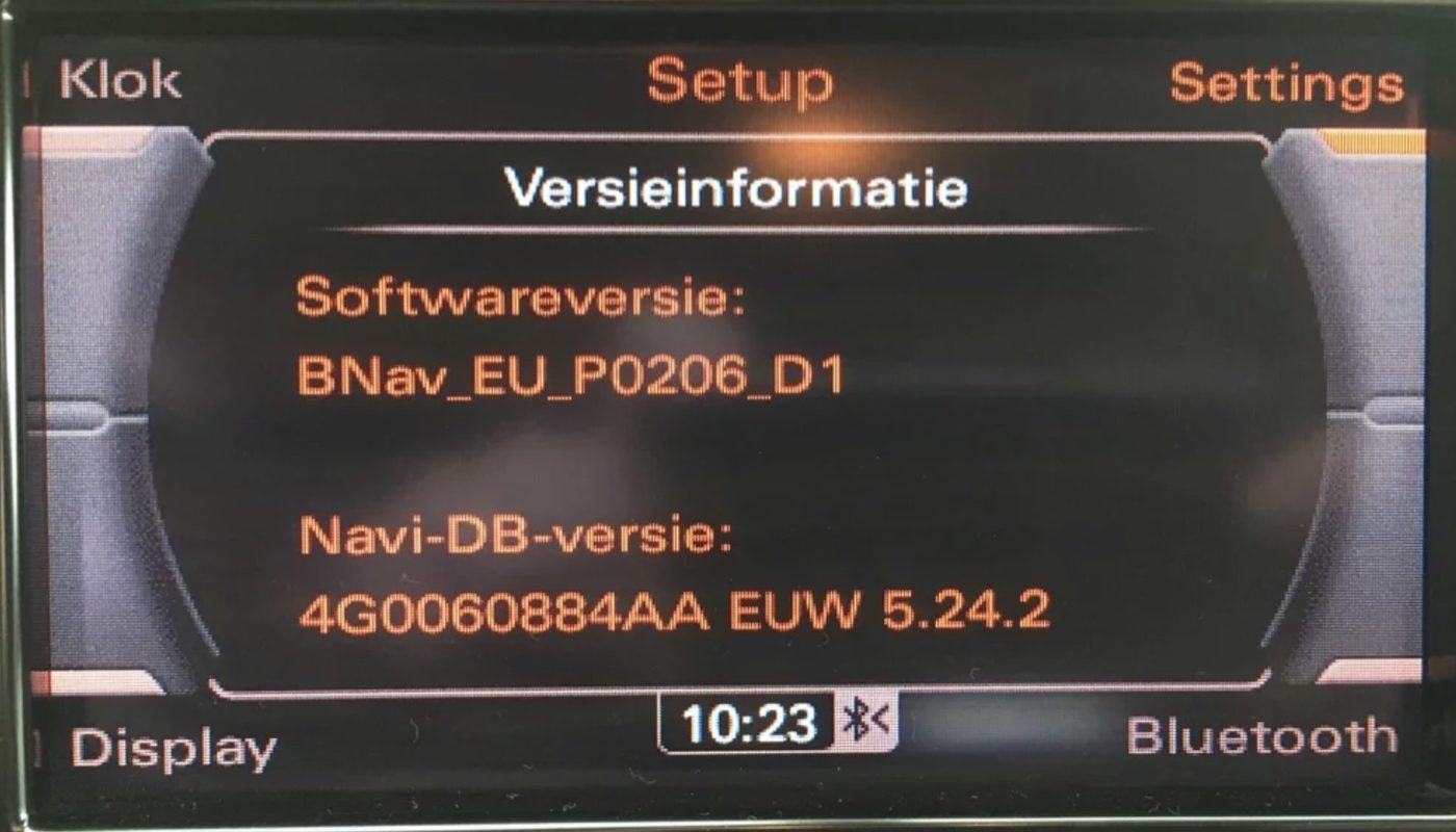 MMI 3G Basic: dash screen, flat 2D maps